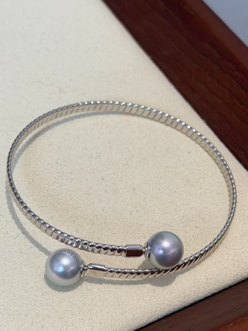 NEW 8-9mm Silver Blue Akoya Pearl Open Bangle Sterling Silver